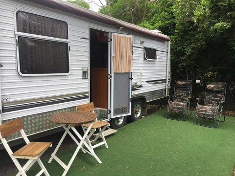 Luxury Caravan - QLD Tourism 3