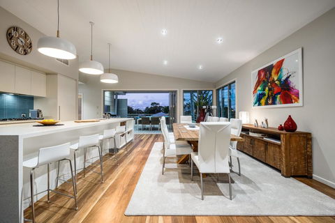 Luxury Tropical Haven - Pacific Avenue, Sunshine Beach - QLD Tourism 0