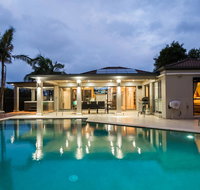 Luxury Waterfront Home - QLD Tourism