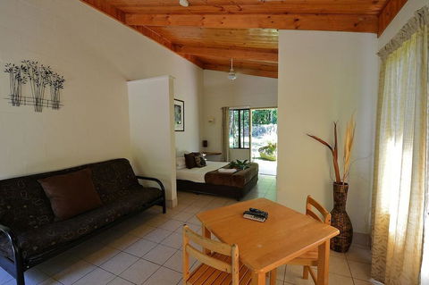 Lync Haven Rainforest Retreat - Queensland Tourism 1