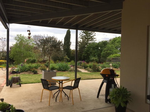 Lyreen's Apartment - QLD Tourism 3