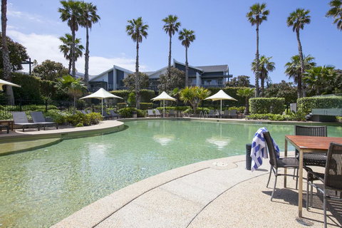 Magenta805 - Queensland Tourism 0