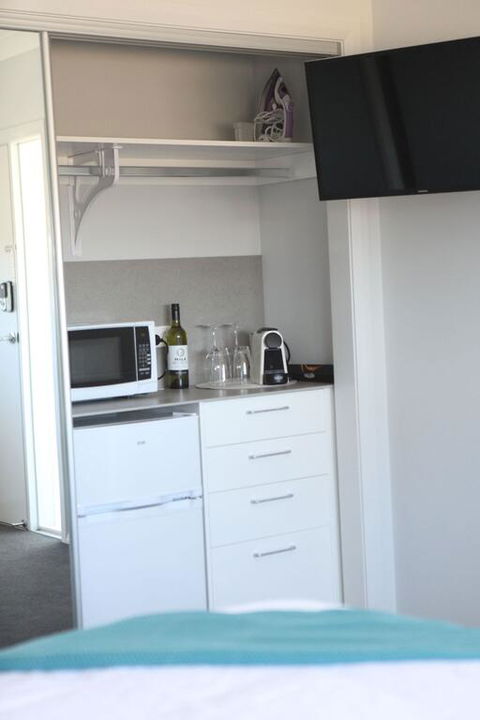 Mala Retreat Chardonnay Studio Immaculate And Comfortable - Queensland Tourism 3