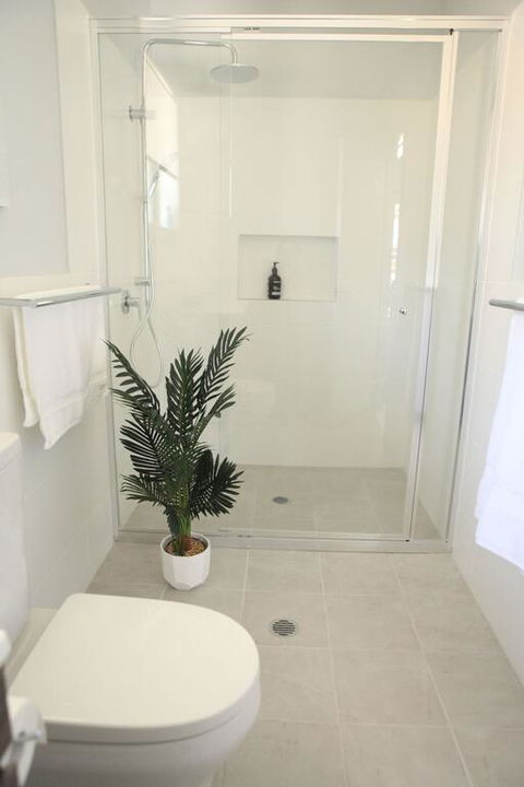 Mala Retreat, Shiraz Suite 5 Star Immaculate And Comfortable - Queensland Tourism 3
