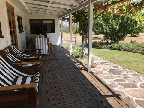 Mallow Cottage - Queensland Tourism 0
