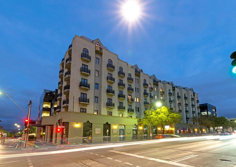 Mantra On Frome - QLD Tourism 0