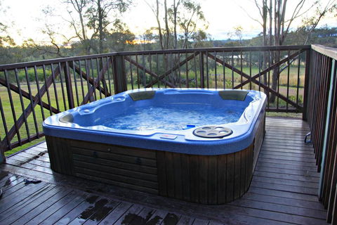 Manzanilla Ridge - Queensland Tourism 0