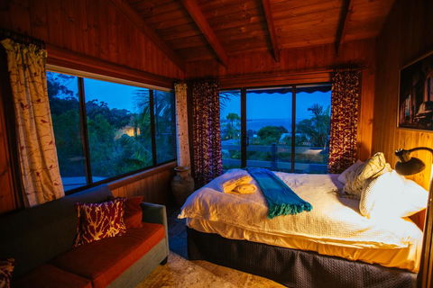 Marazul Paradise Beach House- Panoramic Ocean Views - QLD Tourism 1