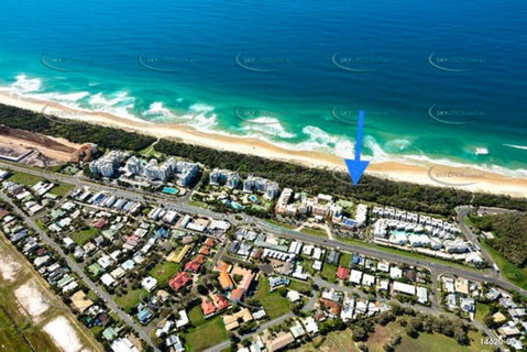 Marcoola Beachfront 3BR -Pool-100m To The Beach. - QLD Tourism 0
