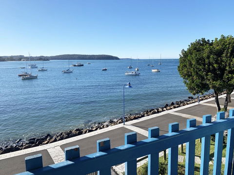Mariners On The Waterfront - Queensland Tourism 3