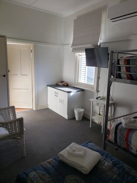 Marlo Hotel - QLD Tourism 3