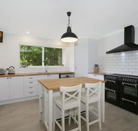 Marshmallow Retreat  Studio - Queensland Tourism