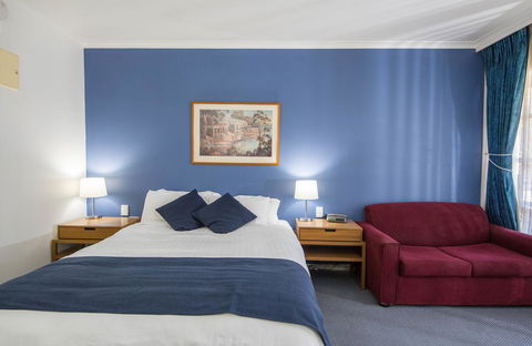 MAS Country Riverboat Lodge Motor Inn - QLD Tourism 2