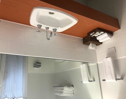 Matador Motor Inn - QLD Tourism 3