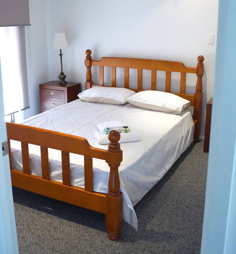 Maude St Apartments - QLD Tourism 3