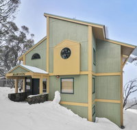Mawson Unit 5 - Queensland Tourism