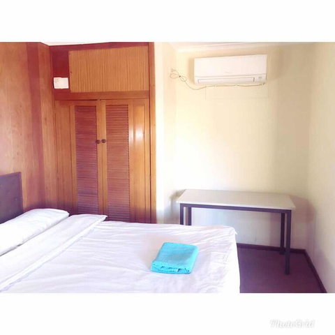 Meekatharra Hotel - QLD Tourism 2