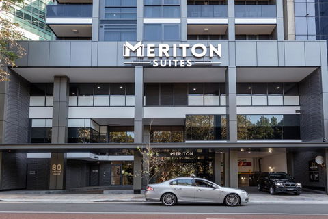 Meriton Suites North Sydney - QLD Tourism 3