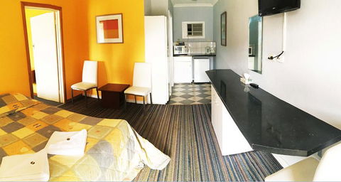 Merredin Olympic Motel - Queensland Tourism 3