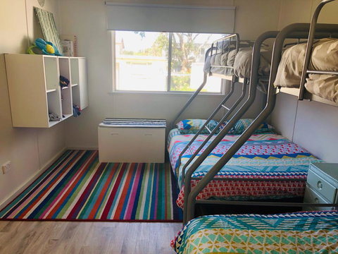 Merry Street Cottage - QLD Tourism 2