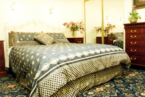 Merton Manor Exclusive B&B - QLD Tourism 3