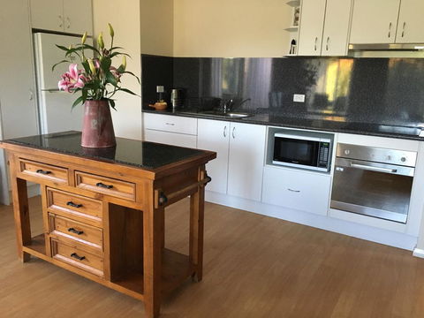 Middleton Bay Retreat - Queensland Tourism 1