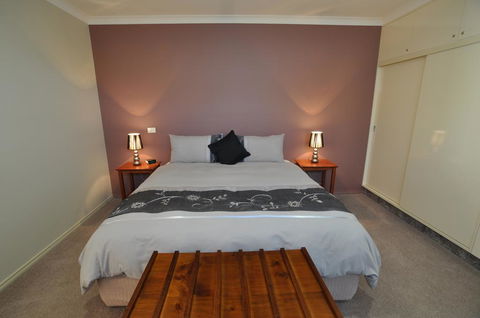 Milawa Muscat Retreat B&B - QLD Tourism 3