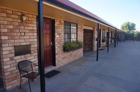 Miles Outback Motel - QLD Tourism 2