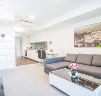Minimalism modern apartment waterview parking IGA - Queensland Tourism