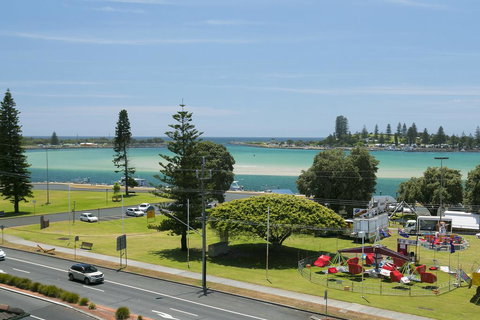 Mirage, Unit 502 6-8 Manning Street - QLD Tourism 0