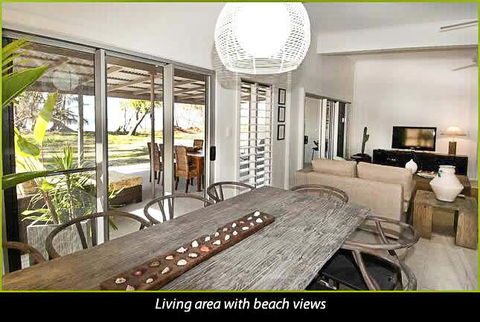 Mission Belle - Stunning Beachfront House - QLD Tourism 0