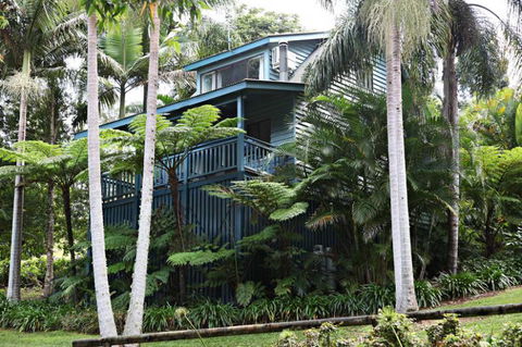 Montville Country Cabins - Queensland Tourism 0