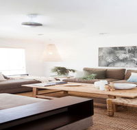 MOOMBA RETREAT - MORNINGTON - QLD Tourism