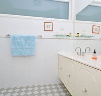 Morisset Memories - Queensland Tourism