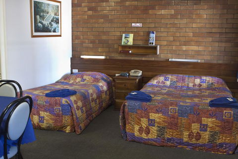 Motel Myall - QLD Tourism 0