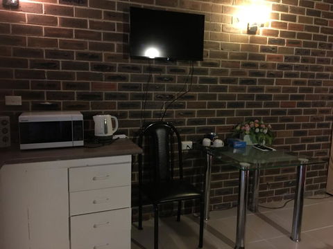 Motel Studio Room - Queensland Tourism 2