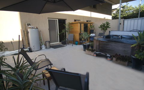 Mount Gravatt Guesthouse - QLD Tourism 1