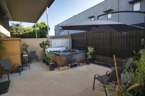 Mount Gravatt Guesthouse - QLD Tourism 2