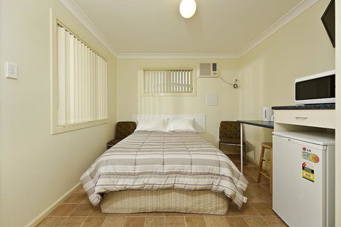 Mudgee Valley Park - QLD Tourism 3