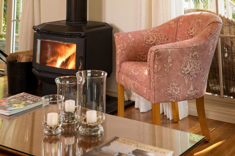 Myers Creek Cascades Luxury Cottages - QLD Tourism 3