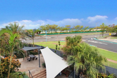Mylos 19 By G1 Holidays - QLD Tourism 1