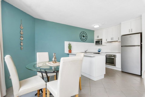 Mylos Holiday Apartments - QLD Tourism 3