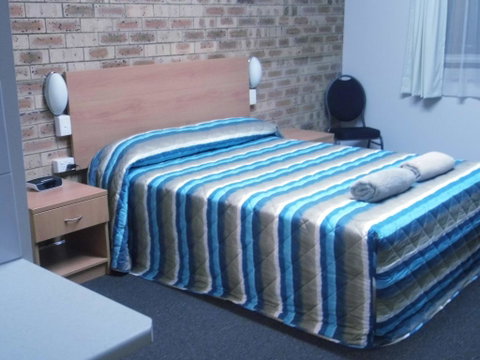 Nanango Fitzroy Motel - QLD Tourism 0