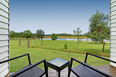 Narangba Motel (formerly Brisbane North B&B And Winery) - QLD Tourism 0