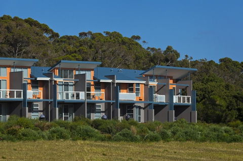 Cosy Corner Sea View Apartments - QLD Tourism 2