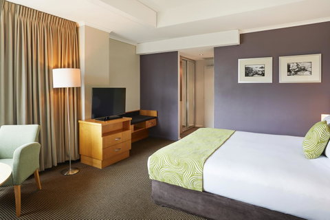 Novotel Perth Langley - QLD Tourism 35