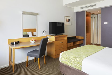 Novotel Perth Langley - QLD Tourism 33
