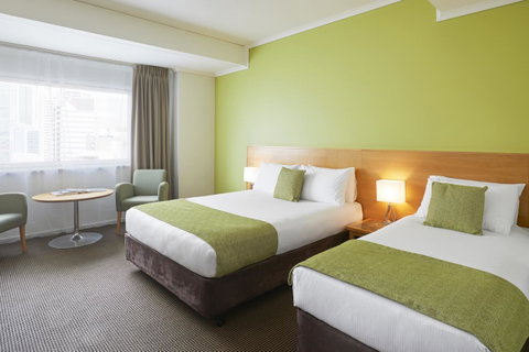 Novotel Perth Langley - QLD Tourism 3