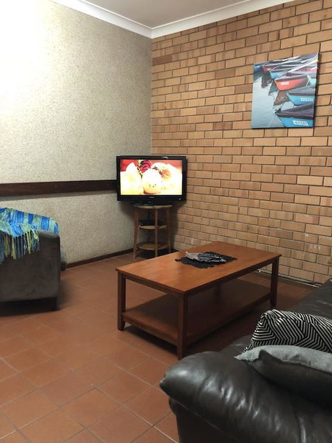 Augusta Escape Holiday Units - Queensland Tourism 13