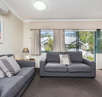 Subiaco Village 20 - Queensland Tourism